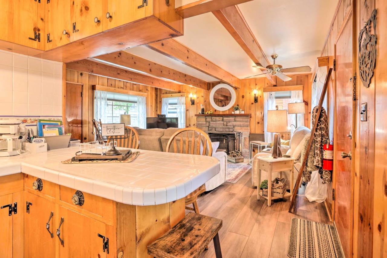 Wrightwood Cabin With Cozy Interior! Ngoại thất bức ảnh